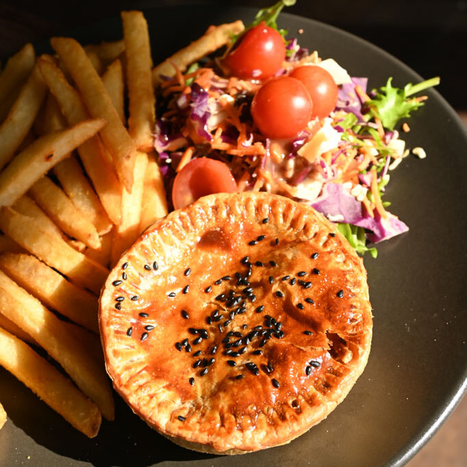 $25 SATURDAY PIE AND CHIPS SERVED WITH SALAD